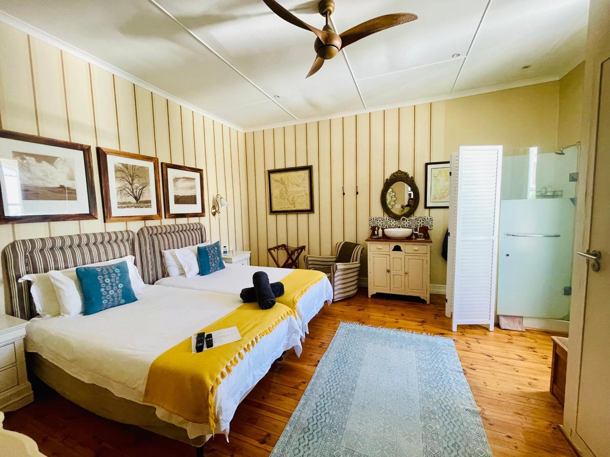 Karoo Art Hotel Barrydale Ngoại thất bức ảnh